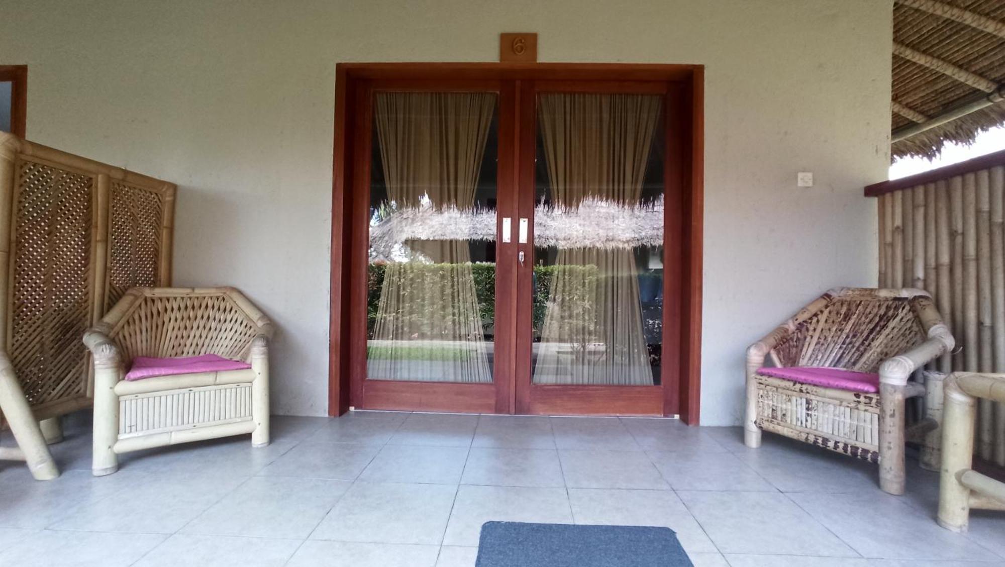 Bed and Breakfast Mama Bella'S Retreat Senggigi Pokoj fotografie